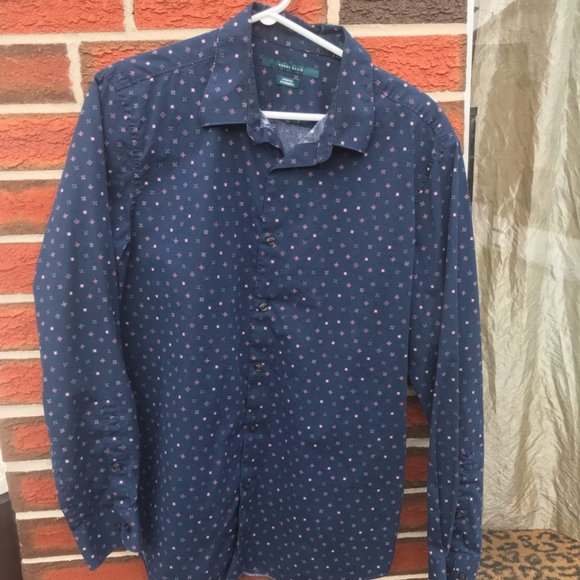 PERRY ELLIS CLASSIC DRESS SHIRT FOR WORK OR OUT ON THE TOWN SIZE LARGE - Picture 1 of 3